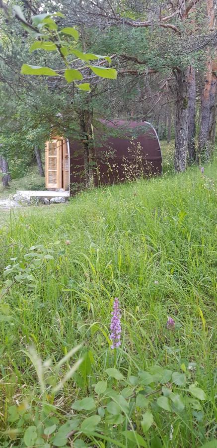 Camping La Chabannerie Hotel Saint-Martin-de-Clelles Bagian luar foto